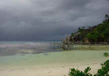 Rainy beach.jpg (37989 bytes)